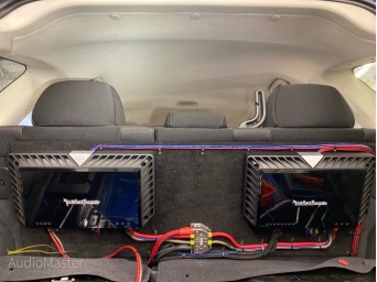 Аудиосистема в Subaru Impreza WRX STI