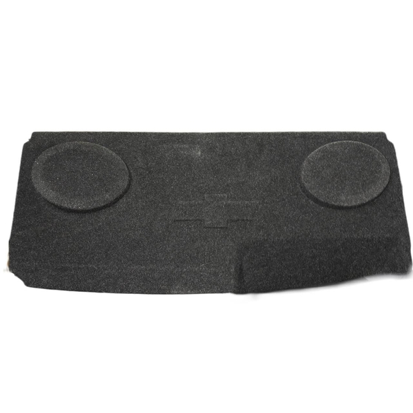 Акустическая полка Chevrolet Niva