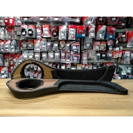 Подиумы Chevrolet Niva 16