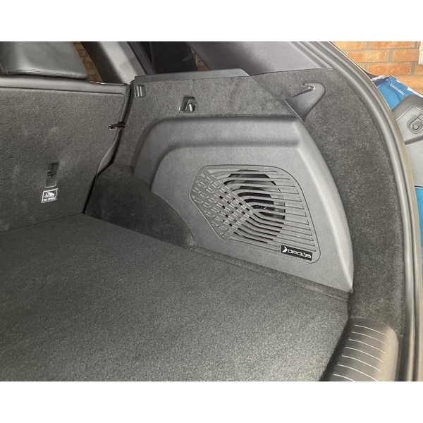 Короб Стелс Geely Monjaro (винил) правая 10" ver.2