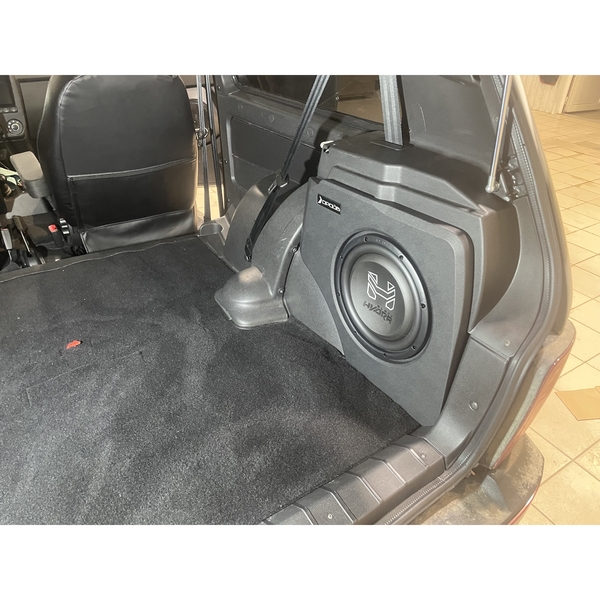 Короб Стелс Lada Niva Legend правая 10" (14,4л) ver.3