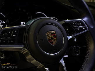 Выполнили апгрейд аудиосистемы в Porsche Cayenne